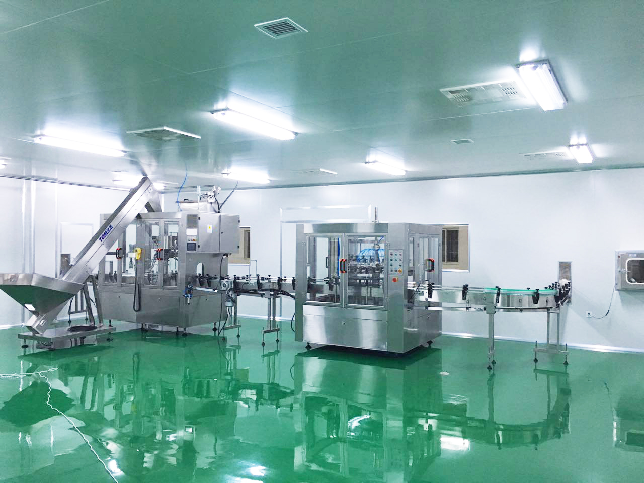 制药厂加工车间图片